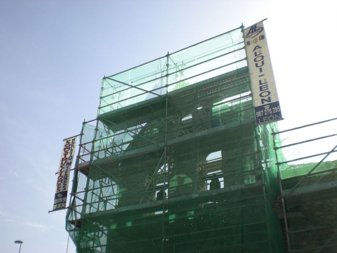 IGLESIA DE LLANOS DE ALBA